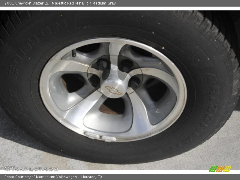 Majestic Red Metallic / Medium Gray 2001 Chevrolet Blazer LS