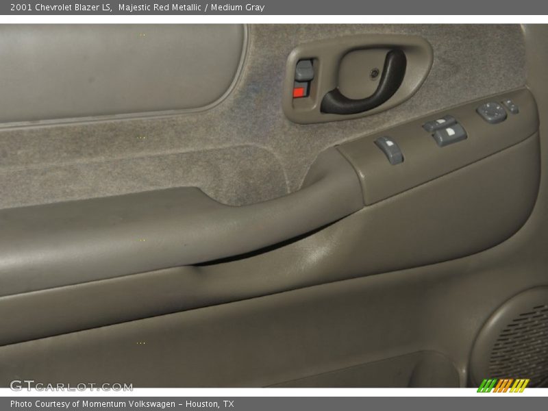 Majestic Red Metallic / Medium Gray 2001 Chevrolet Blazer LS