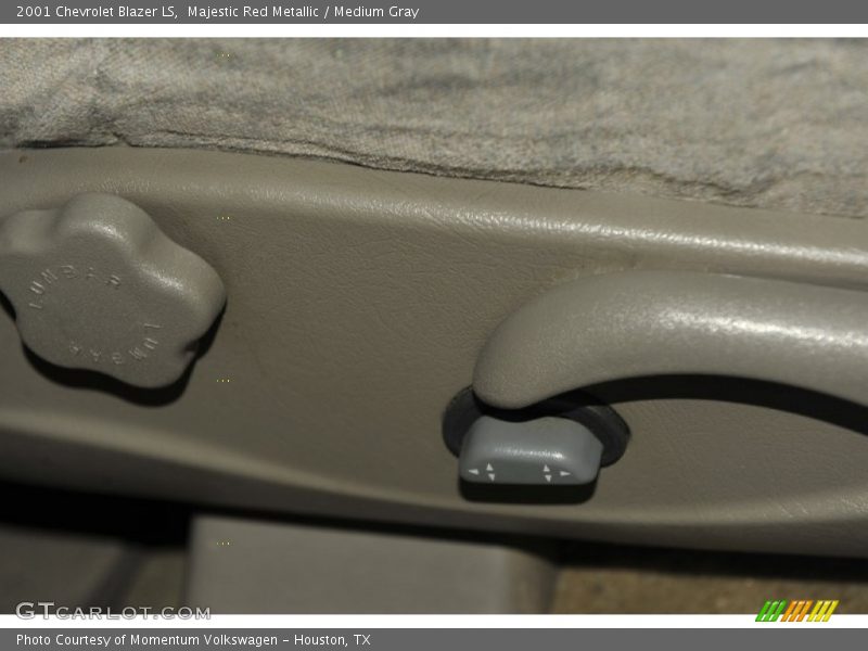 Majestic Red Metallic / Medium Gray 2001 Chevrolet Blazer LS