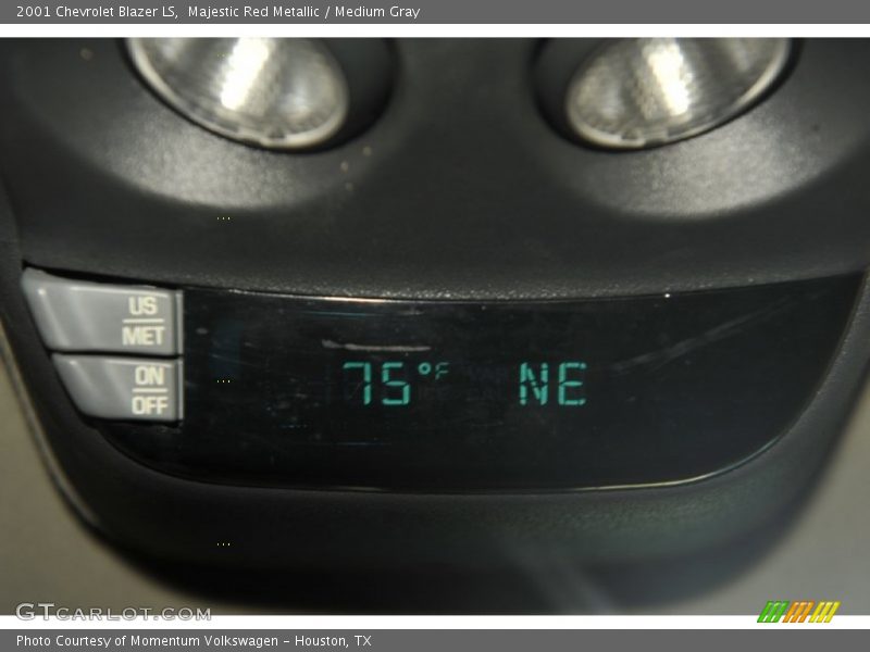 Majestic Red Metallic / Medium Gray 2001 Chevrolet Blazer LS