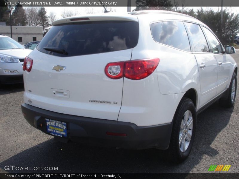 White / Dark Gray/Light Gray 2011 Chevrolet Traverse LT AWD