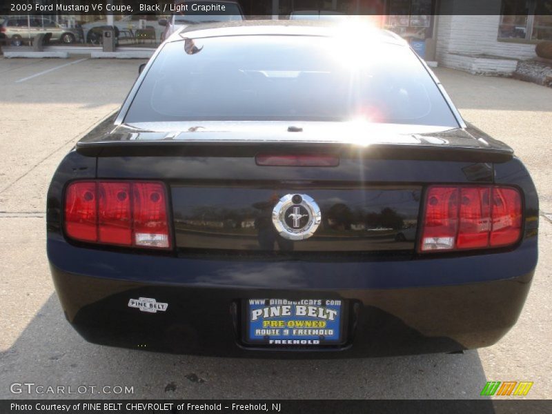 Black / Light Graphite 2009 Ford Mustang V6 Coupe