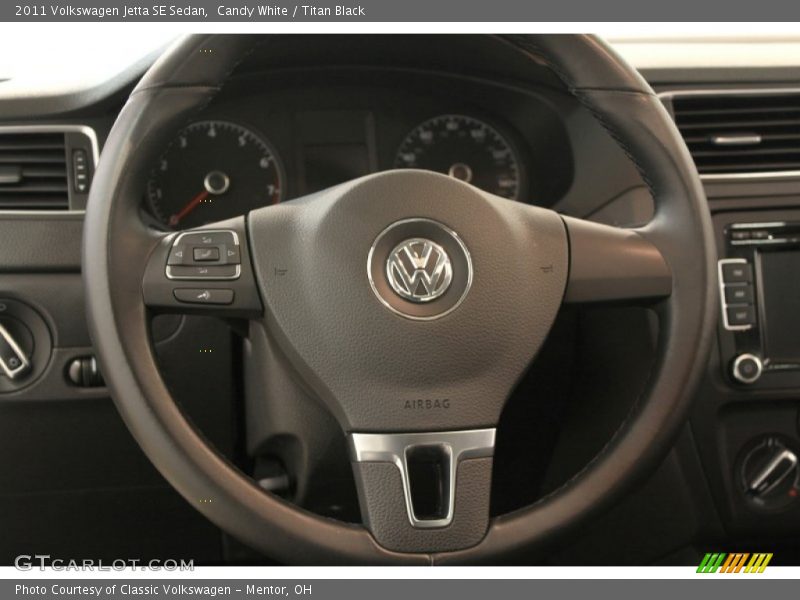 Candy White / Titan Black 2011 Volkswagen Jetta SE Sedan