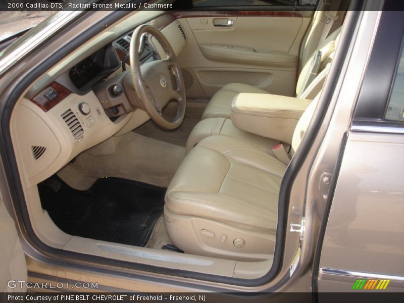 Radiant Bronze Metallic / Cashmere 2006 Cadillac DTS