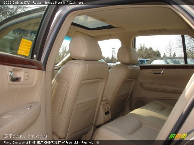 Radiant Bronze Metallic / Cashmere 2006 Cadillac DTS
