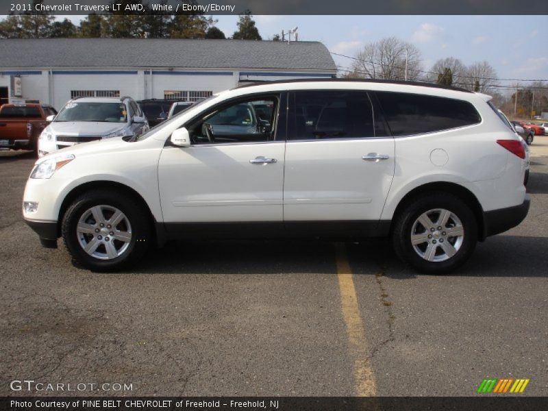 White / Ebony/Ebony 2011 Chevrolet Traverse LT AWD
