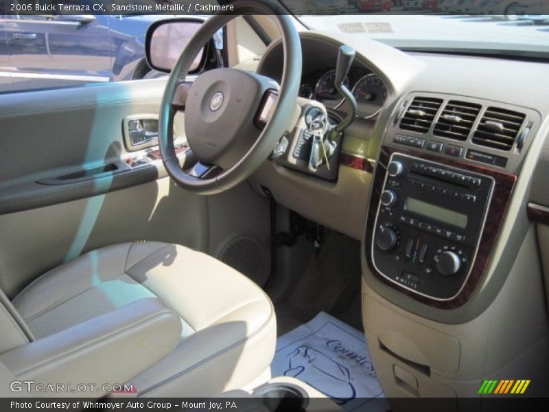 Sandstone Metallic / Cashmere 2006 Buick Terraza CX