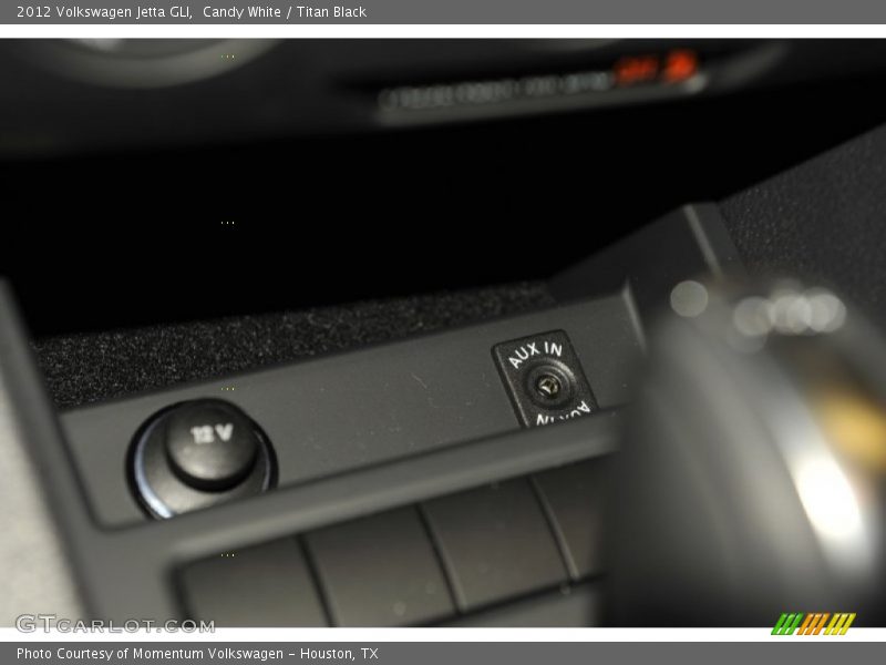 Candy White / Titan Black 2012 Volkswagen Jetta GLI
