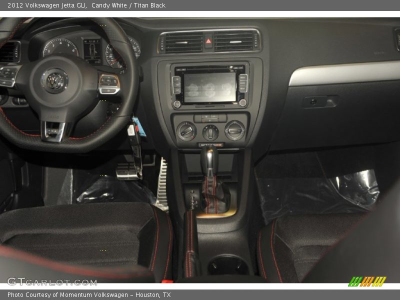 Candy White / Titan Black 2012 Volkswagen Jetta GLI
