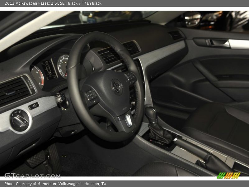 Black / Titan Black 2012 Volkswagen Passat 2.5L SE