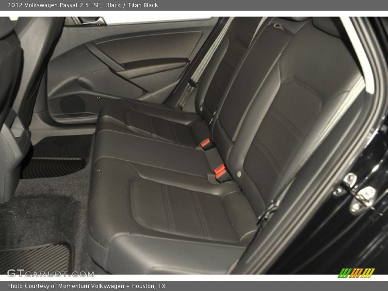 Black / Titan Black 2012 Volkswagen Passat 2.5L SE