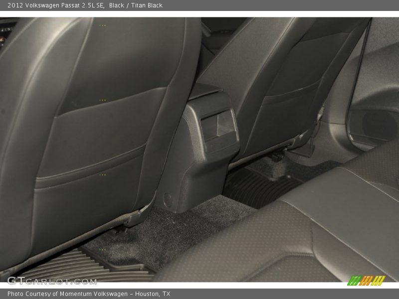 Black / Titan Black 2012 Volkswagen Passat 2.5L SE