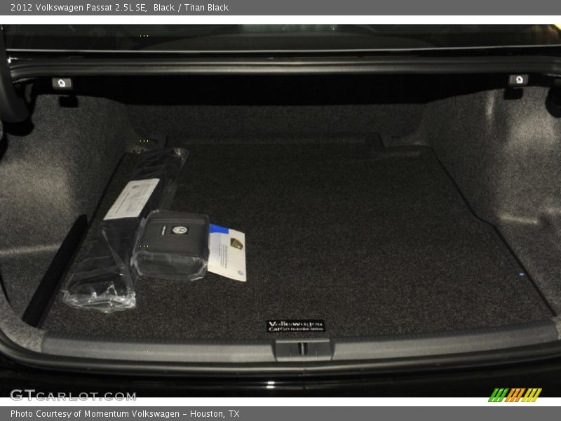 Black / Titan Black 2012 Volkswagen Passat 2.5L SE