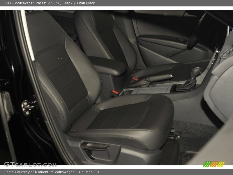 Black / Titan Black 2012 Volkswagen Passat 2.5L SE