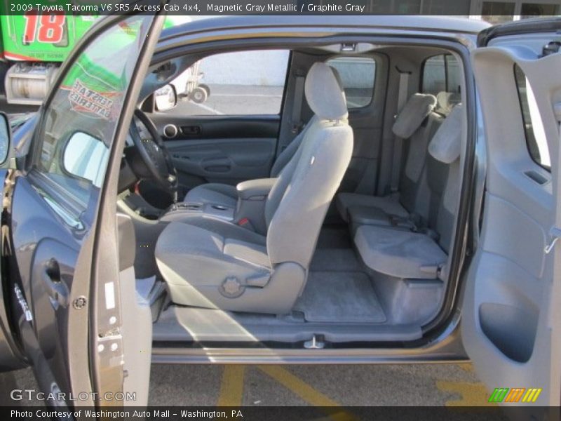 Magnetic Gray Metallic / Graphite Gray 2009 Toyota Tacoma V6 SR5 Access Cab 4x4