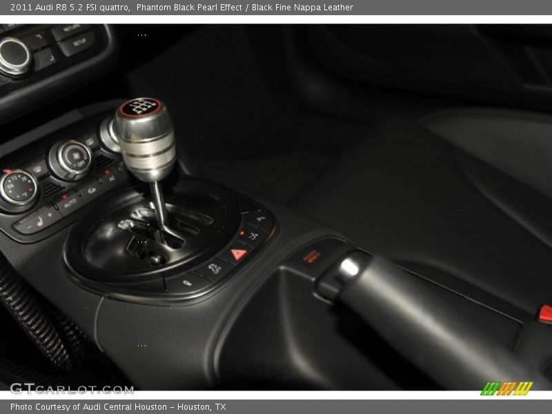  2011 R8 5.2 FSI quattro 6 Speed Manual Shifter