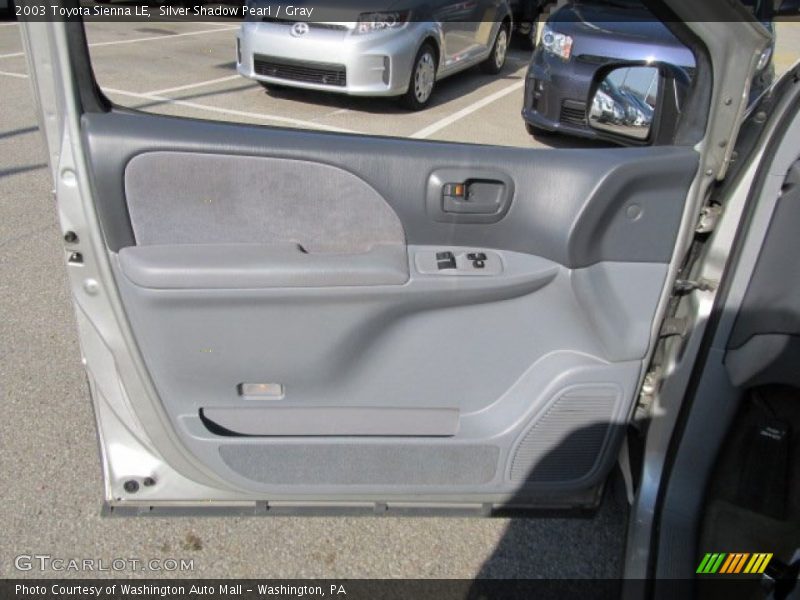 Silver Shadow Pearl / Gray 2003 Toyota Sienna LE