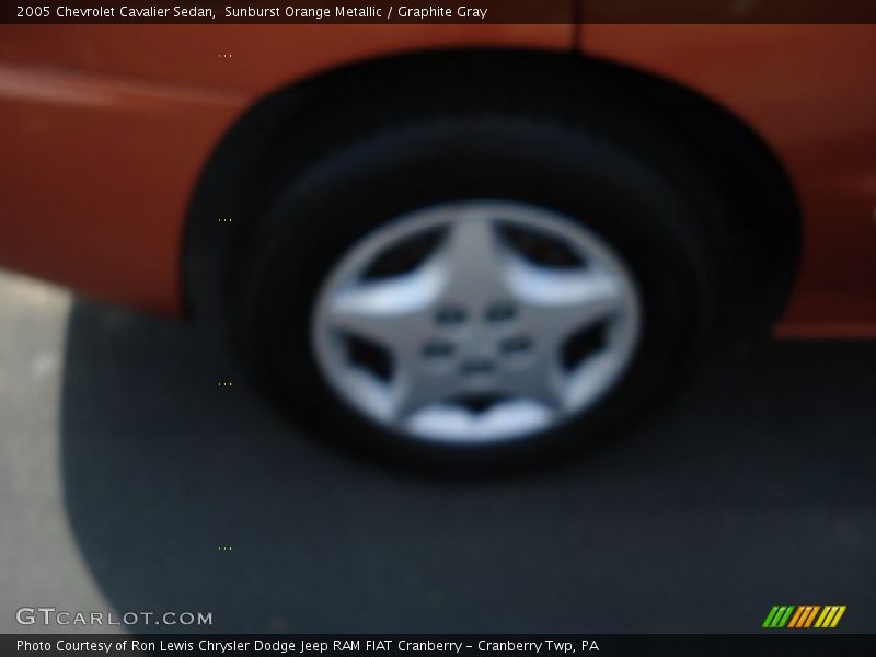 Sunburst Orange Metallic / Graphite Gray 2005 Chevrolet Cavalier Sedan