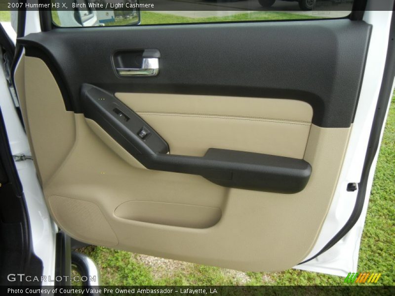 Birch White / Light Cashmere 2007 Hummer H3 X