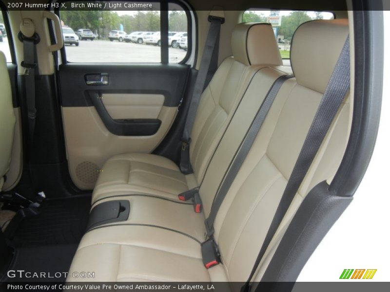 Birch White / Light Cashmere 2007 Hummer H3 X