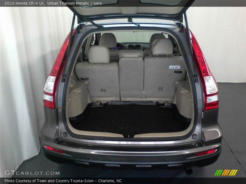 Urban Titanium Metallic / Ivory 2010 Honda CR-V LX