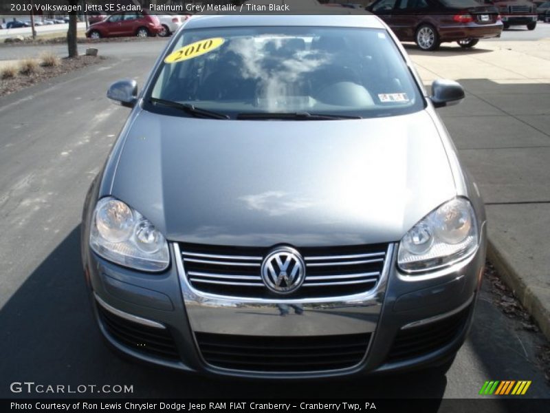 Platinum Grey Metallic / Titan Black 2010 Volkswagen Jetta SE Sedan