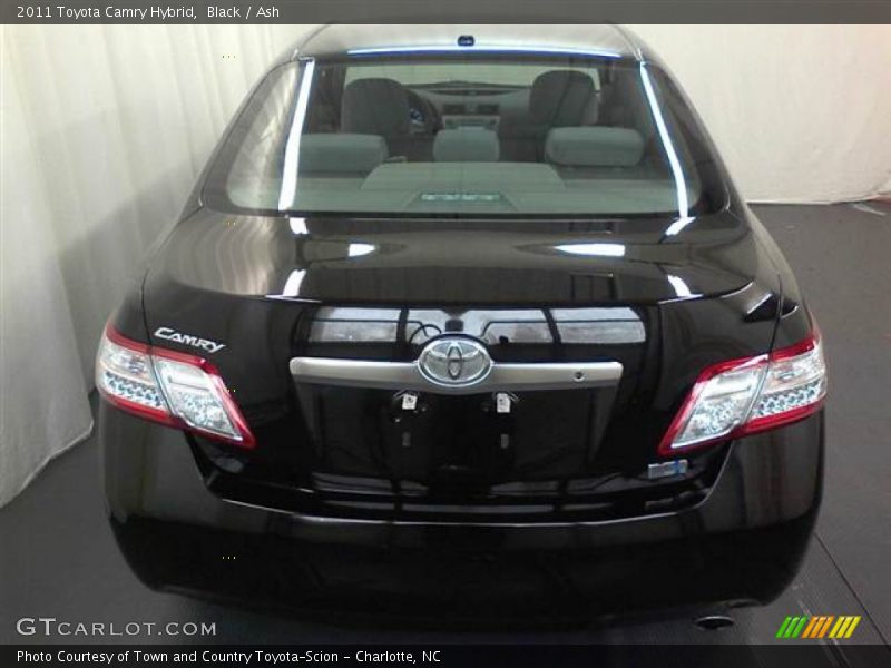 Black / Ash 2011 Toyota Camry Hybrid