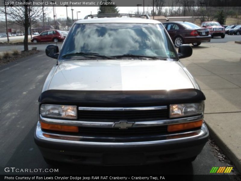 Light Pewter Metallic / Graphite 1998 Chevrolet Blazer LS 4x4