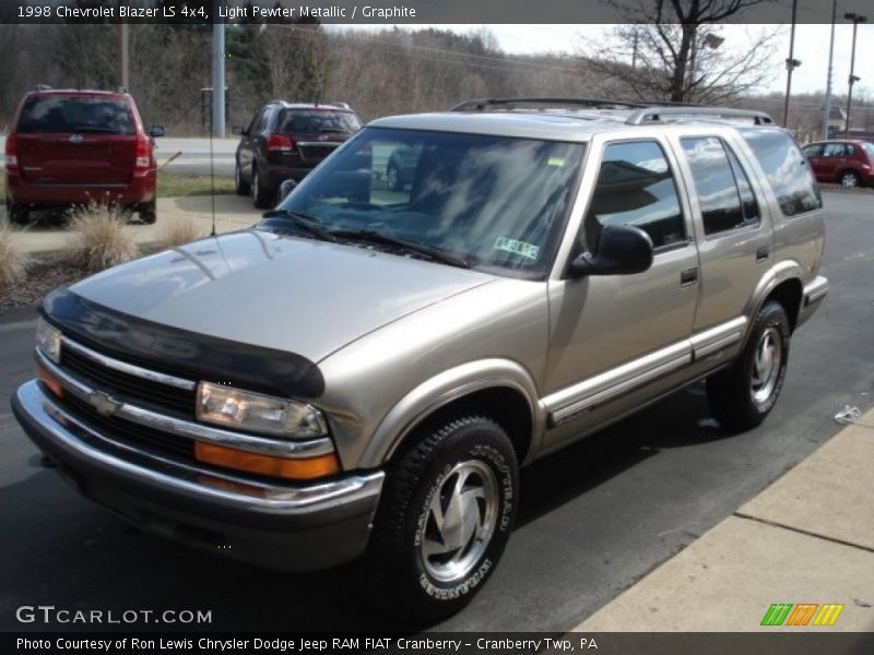 Light Pewter Metallic / Graphite 1998 Chevrolet Blazer LS 4x4