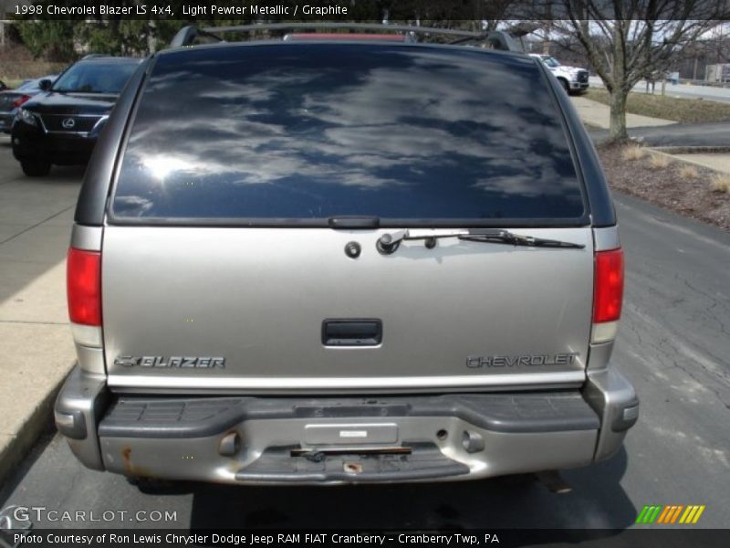 Light Pewter Metallic / Graphite 1998 Chevrolet Blazer LS 4x4