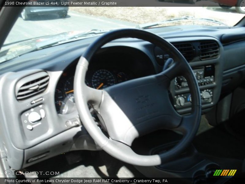 Light Pewter Metallic / Graphite 1998 Chevrolet Blazer LS 4x4