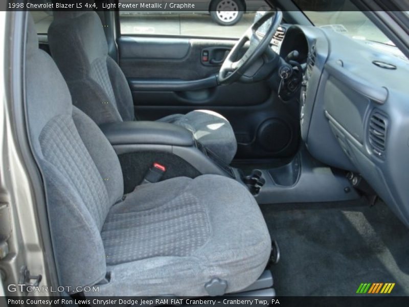 Light Pewter Metallic / Graphite 1998 Chevrolet Blazer LS 4x4