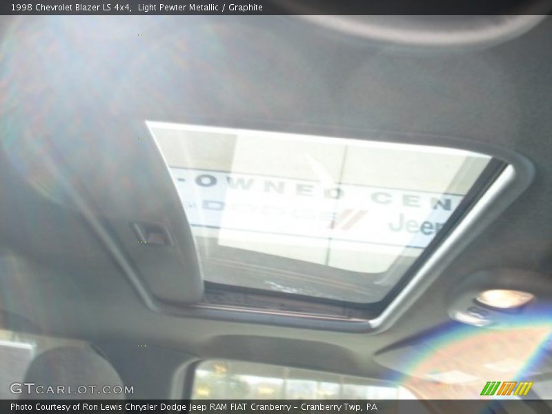 Light Pewter Metallic / Graphite 1998 Chevrolet Blazer LS 4x4