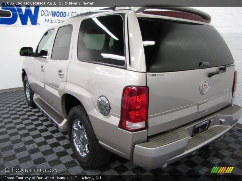 Quicksilver / Pewter 2005 Cadillac Escalade AWD