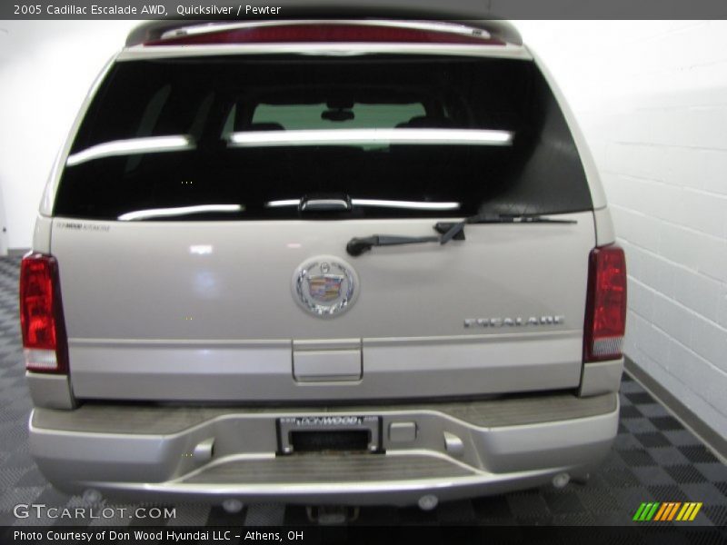 Quicksilver / Pewter 2005 Cadillac Escalade AWD