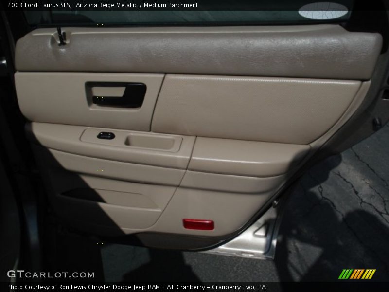 Arizona Beige Metallic / Medium Parchment 2003 Ford Taurus SES