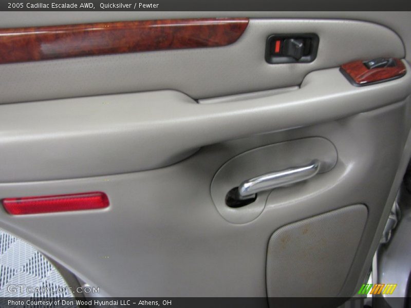 Quicksilver / Pewter 2005 Cadillac Escalade AWD