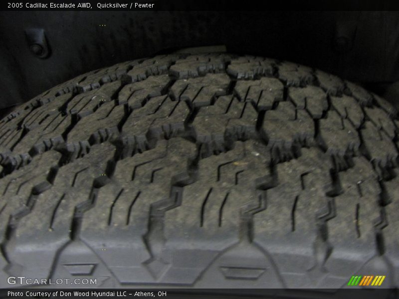 Quicksilver / Pewter 2005 Cadillac Escalade AWD