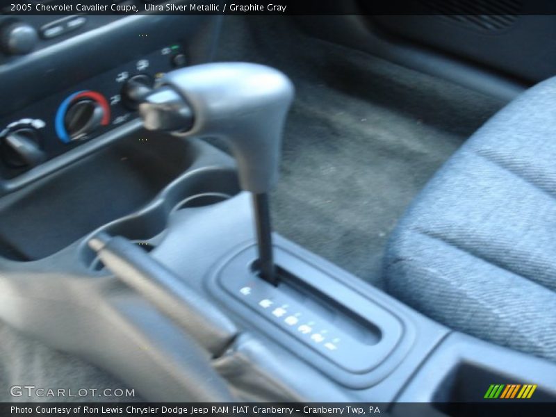 Ultra Silver Metallic / Graphite Gray 2005 Chevrolet Cavalier Coupe
