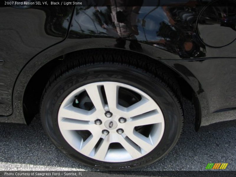 Black / Light Stone 2007 Ford Fusion SEL V6