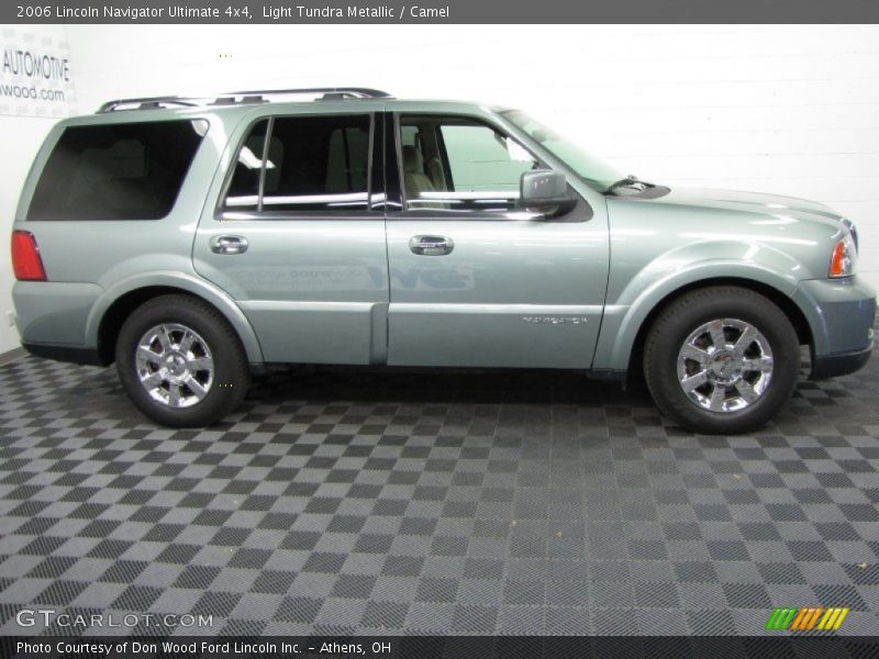 Light Tundra Metallic / Camel 2006 Lincoln Navigator Ultimate 4x4