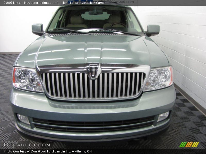 Light Tundra Metallic / Camel 2006 Lincoln Navigator Ultimate 4x4