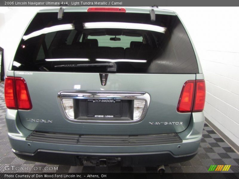 Light Tundra Metallic / Camel 2006 Lincoln Navigator Ultimate 4x4