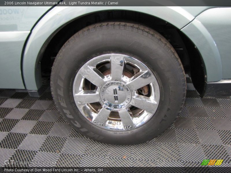 Light Tundra Metallic / Camel 2006 Lincoln Navigator Ultimate 4x4
