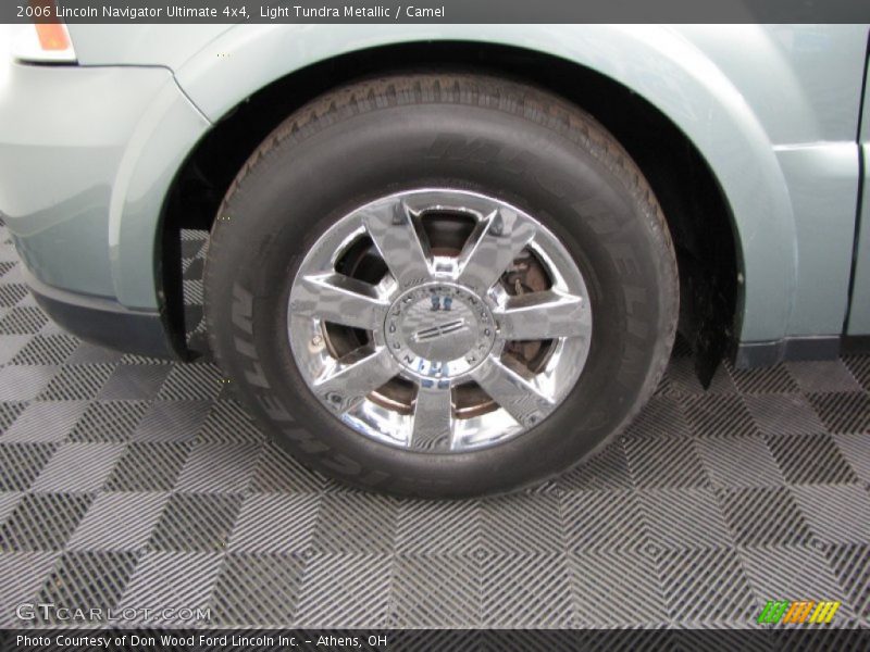 Light Tundra Metallic / Camel 2006 Lincoln Navigator Ultimate 4x4