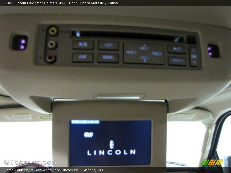 Light Tundra Metallic / Camel 2006 Lincoln Navigator Ultimate 4x4
