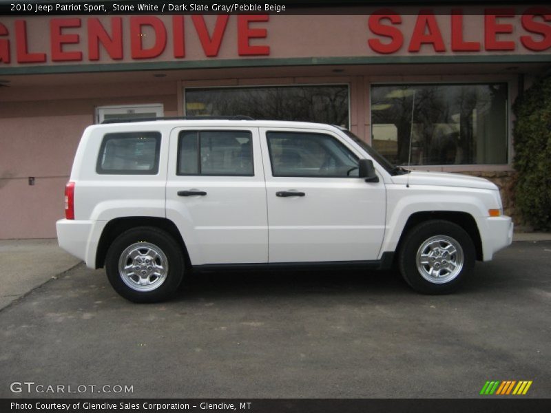 Stone White / Dark Slate Gray/Pebble Beige 2010 Jeep Patriot Sport