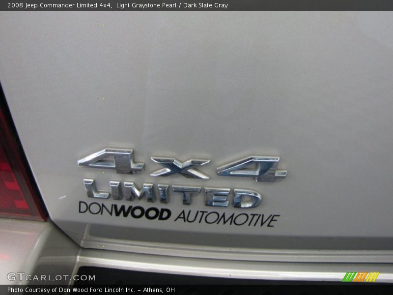 Light Graystone Pearl / Dark Slate Gray 2008 Jeep Commander Limited 4x4