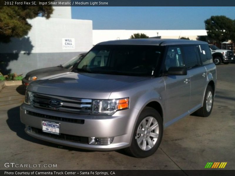 Ingot Silver Metallic / Medium Light Stone 2012 Ford Flex SE