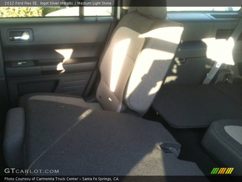 Ingot Silver Metallic / Medium Light Stone 2012 Ford Flex SE